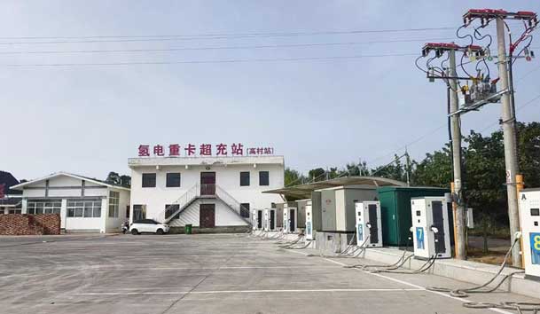【重卡电动先锋】云顶集团300-400kW重卡充电桩：亮点与应用典范(图6)